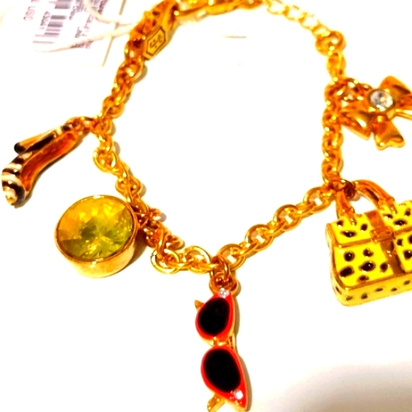 JUICY COUTURE ๐ Cat Crystal ๐ค ๐ ๐ ๐ Charm Bracelet never removed from๐ NWT - Picture 3 of 8